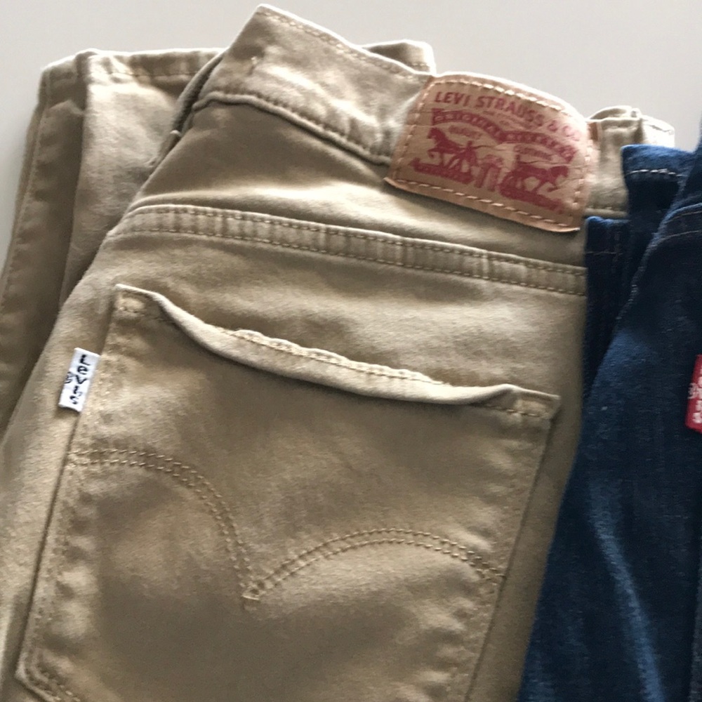 Jeans - Picture 2 of 4